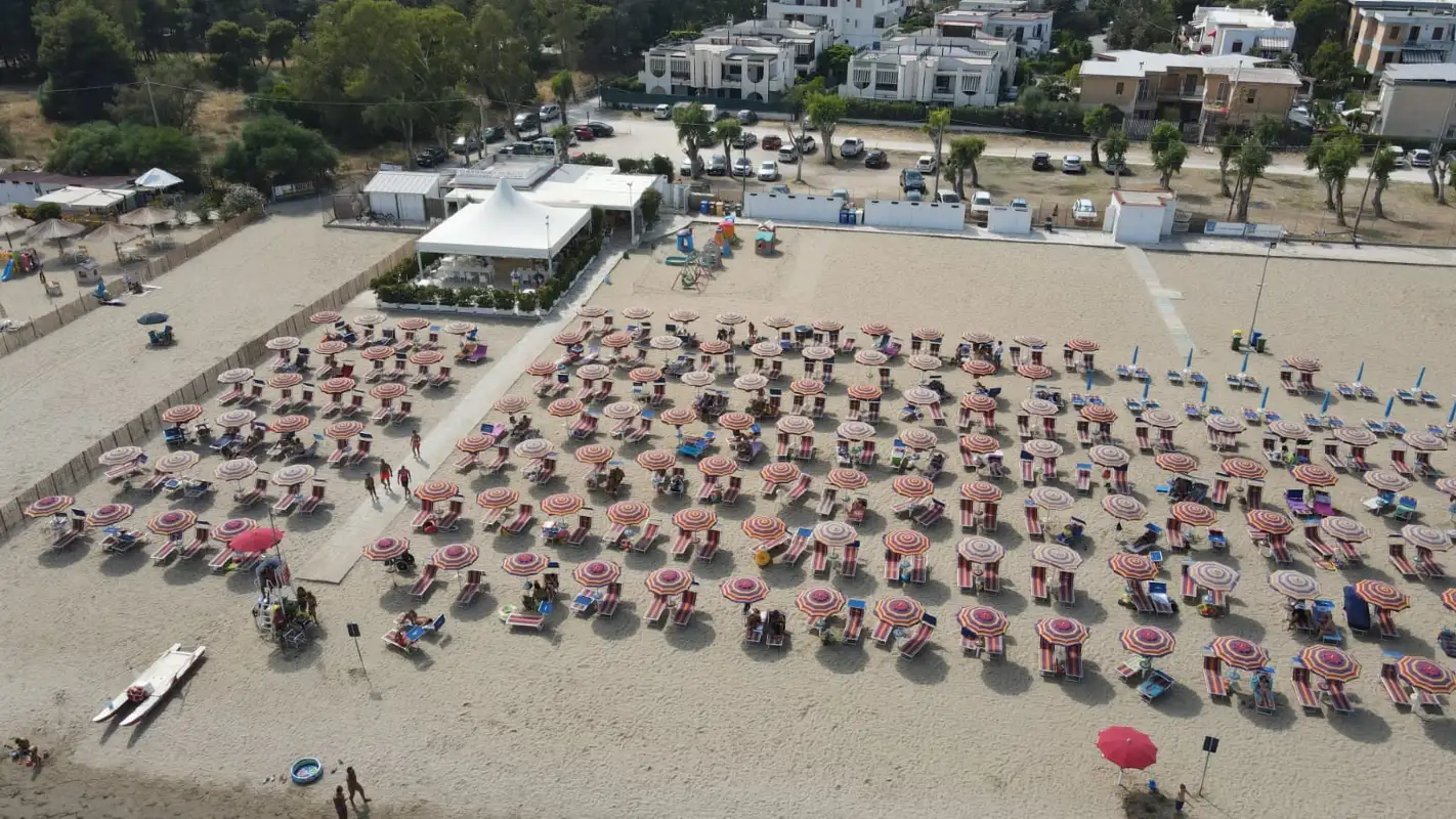 lido gabbiano beach siponto